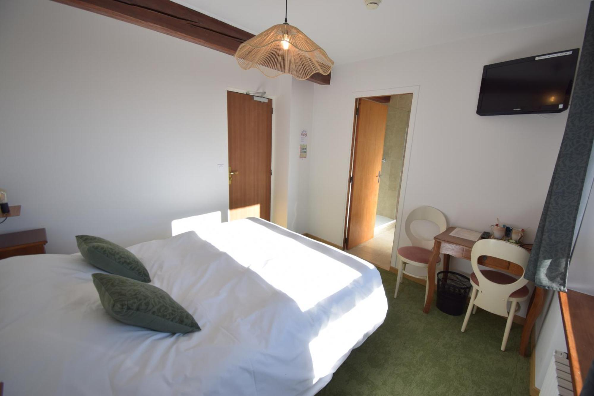 Hotel Les Chenets Saint-Julien-en-Champsaur Exterior foto