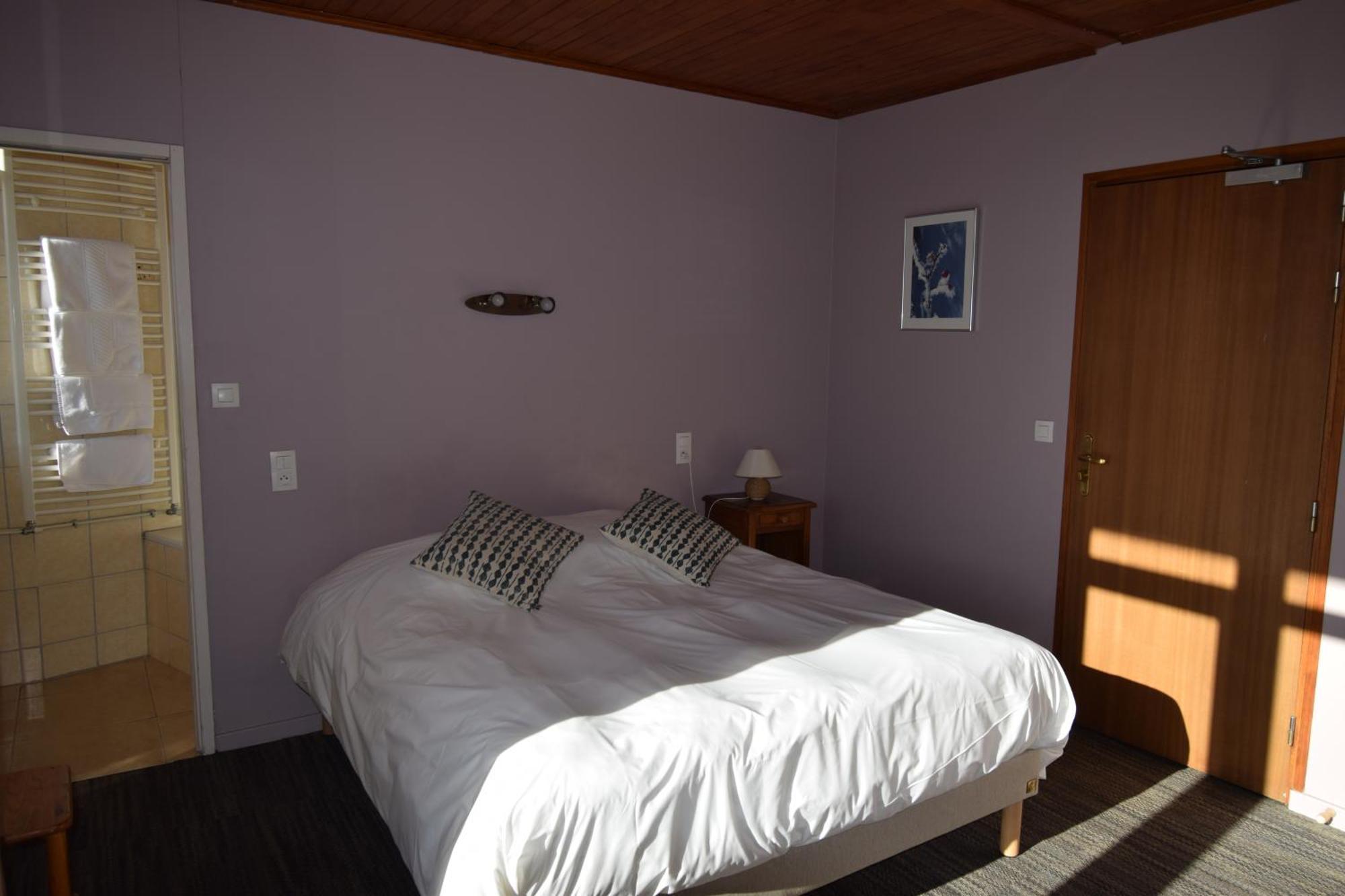 Hotel Les Chenets Saint-Julien-en-Champsaur Exterior foto