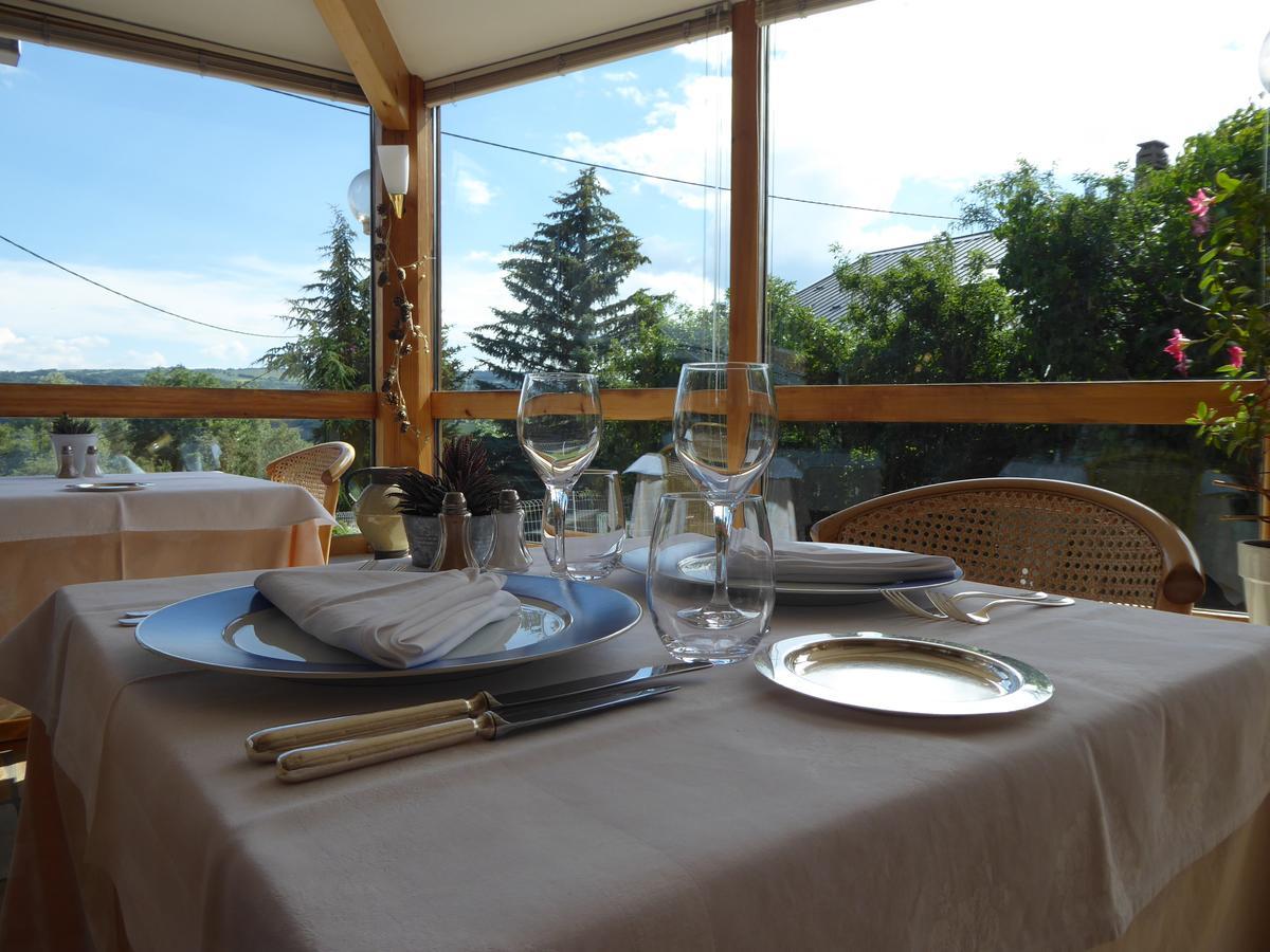 Hotel Les Chenets Saint-Julien-en-Champsaur Exterior foto